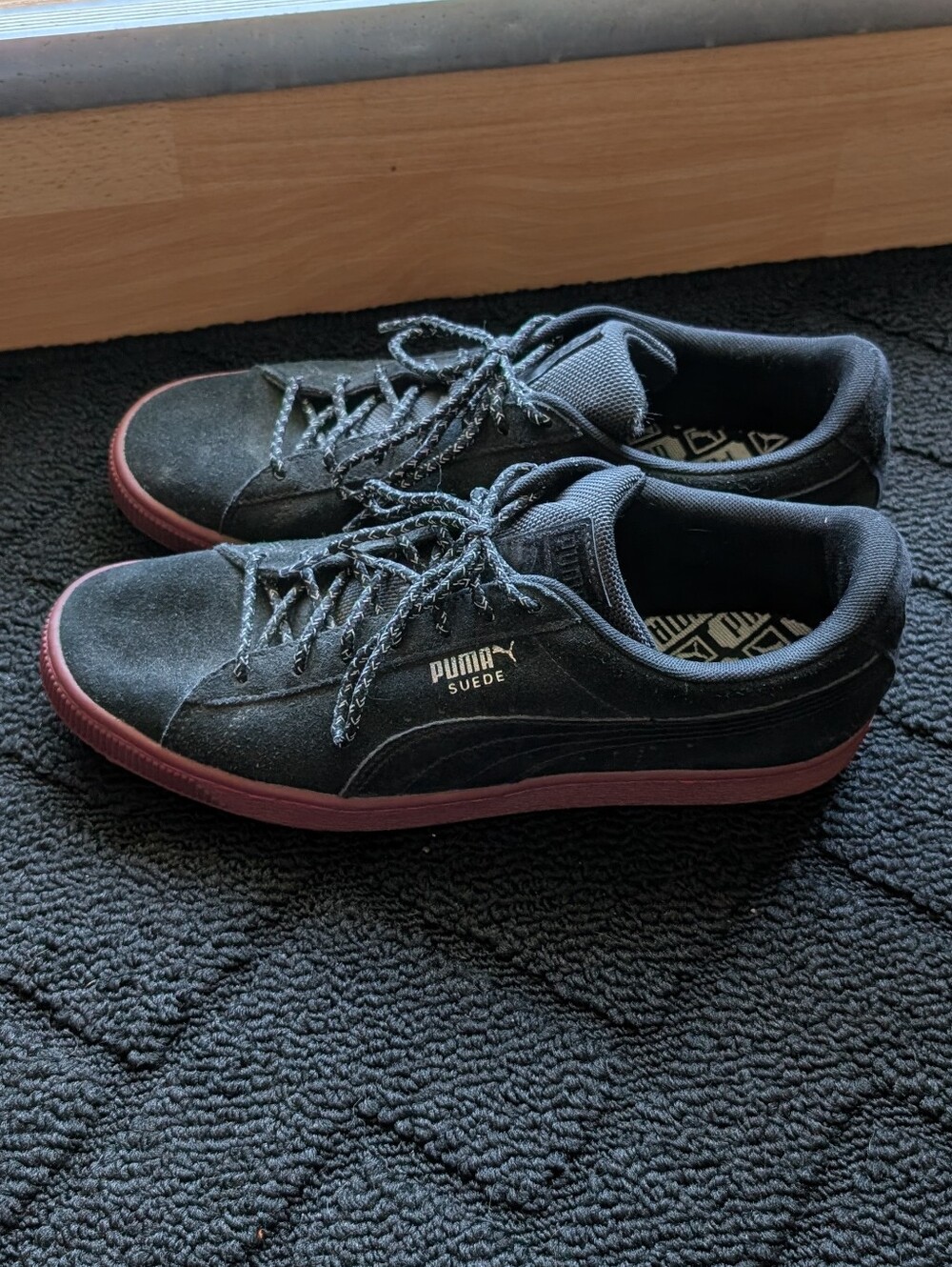 Puma Suede Men's Shoes, Size 10.5, Excellent Condition